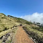 Οργανωμένο κάμπινγκ Mountain Eco Shelter 3 Φουνκάλ
